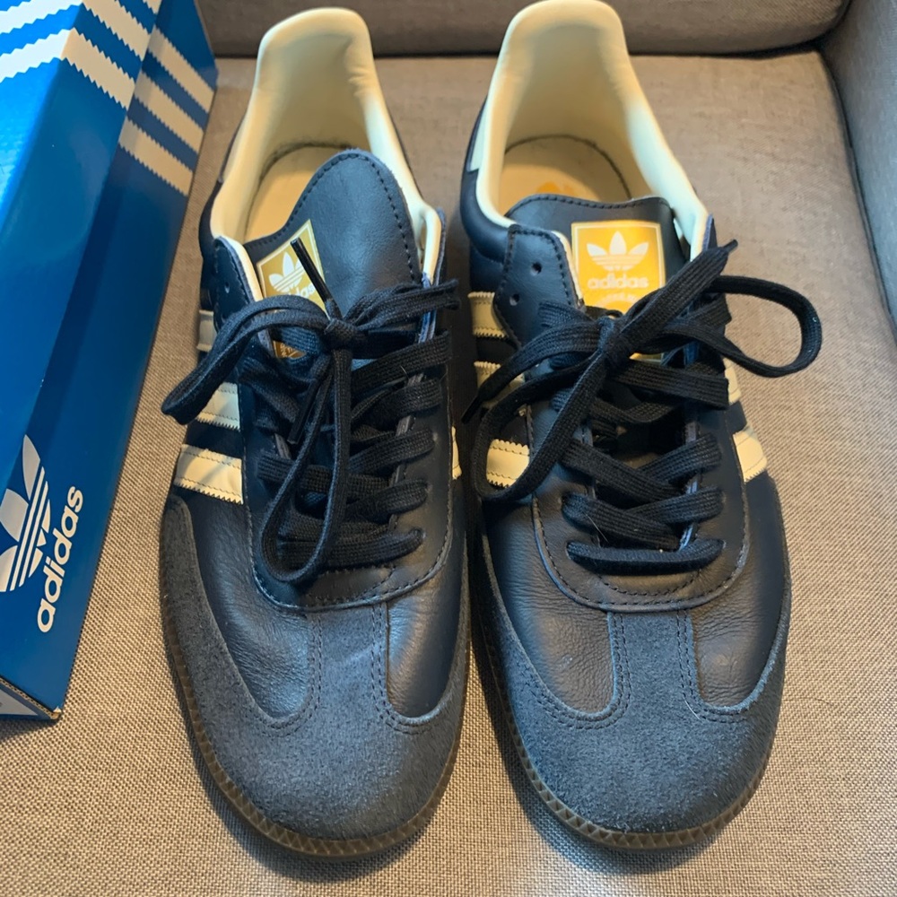 Adidas samba